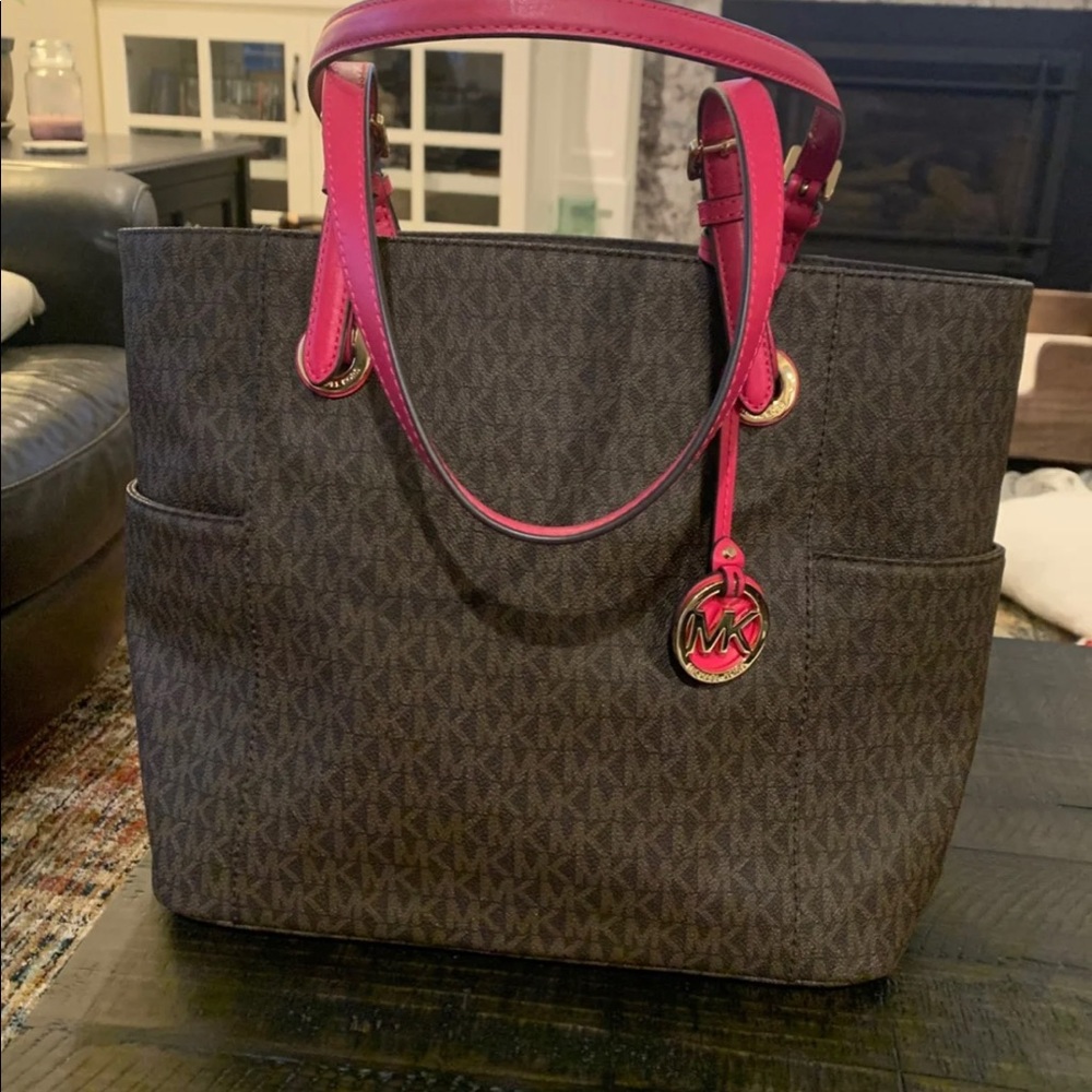Michael Kors Medium Tote
